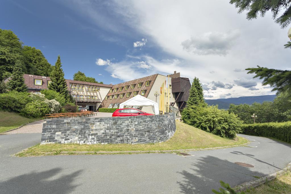 Wellness Hotel Diana Velké Losiny Exterior foto